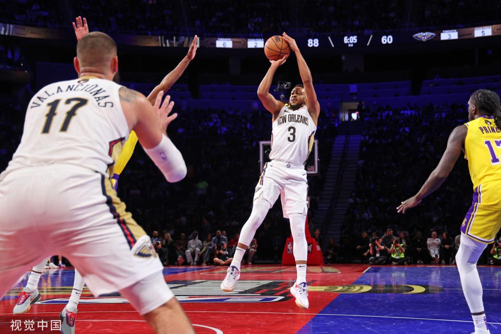 出强硬的防 出强硬的防